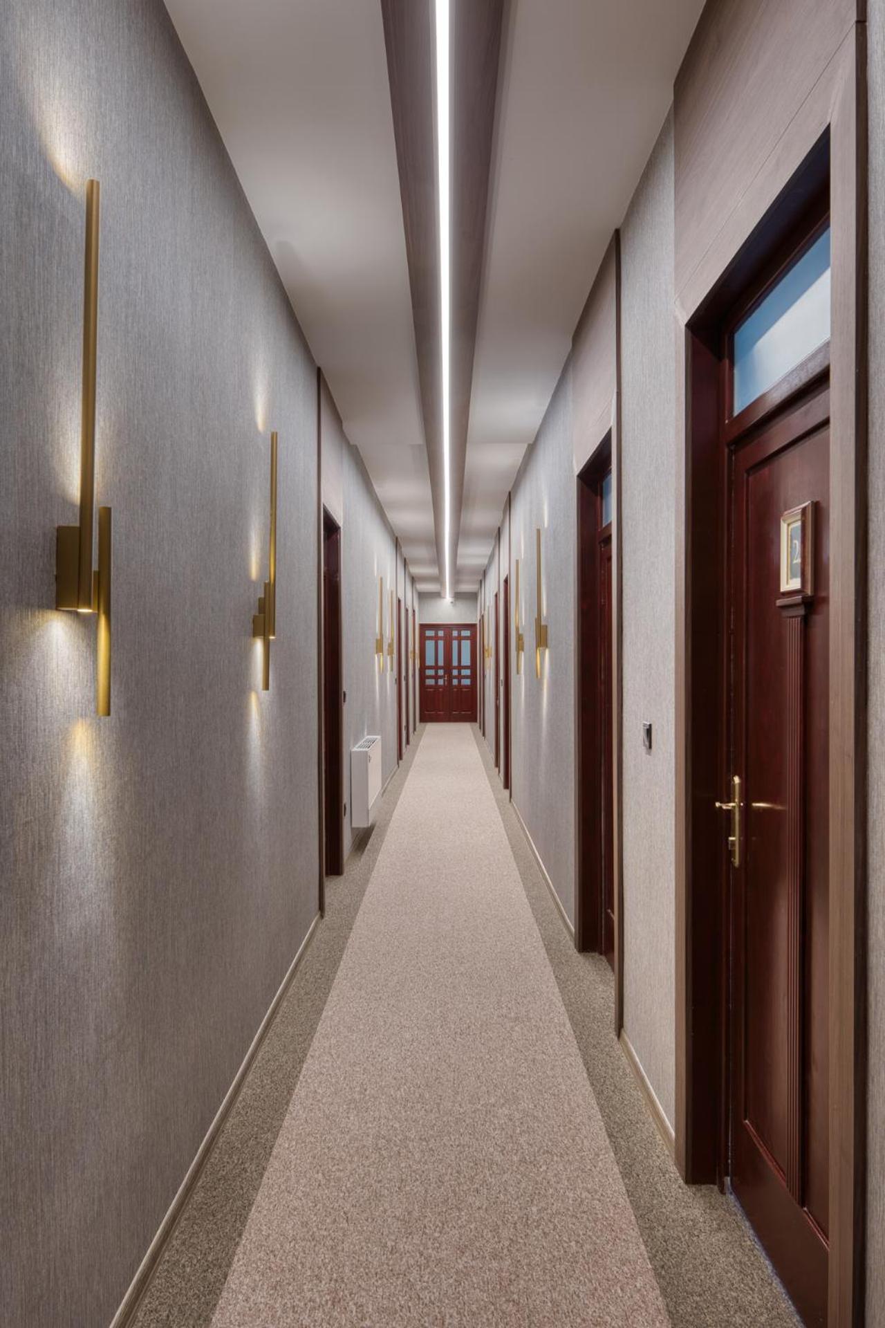 100 Eves Fogado Bed & Breakfast Szatymaz Bagian luar foto