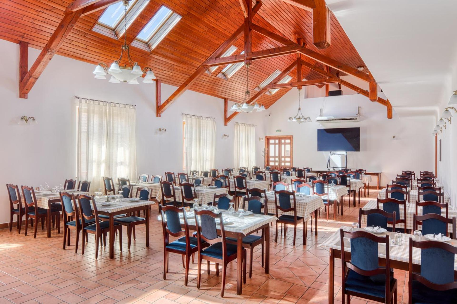 100 Eves Fogado Bed & Breakfast Szatymaz Bagian luar foto